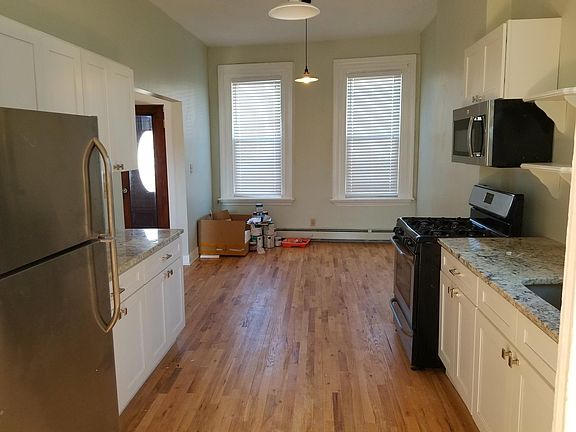 5th image of 67 Jewett Ave #Olga