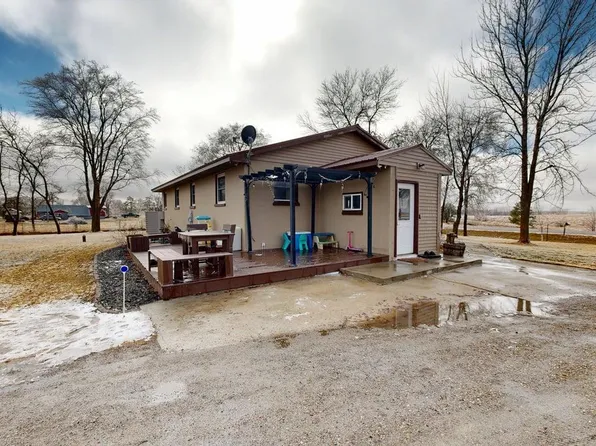 23109 145th St NE, New London, MN 56273