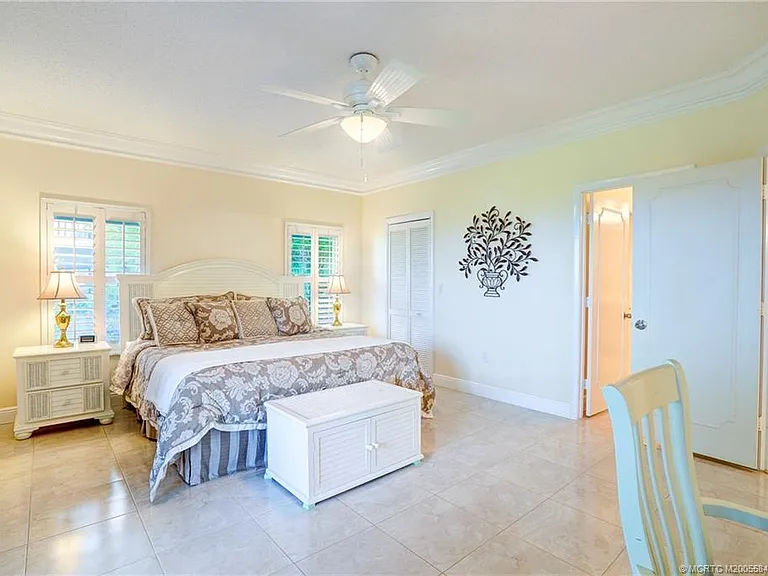 184 NE Edgewater Dr #1001 — Photo 43
