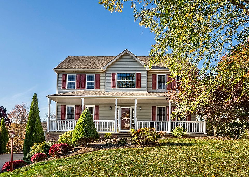 1st image of 170 Bayberry Ln