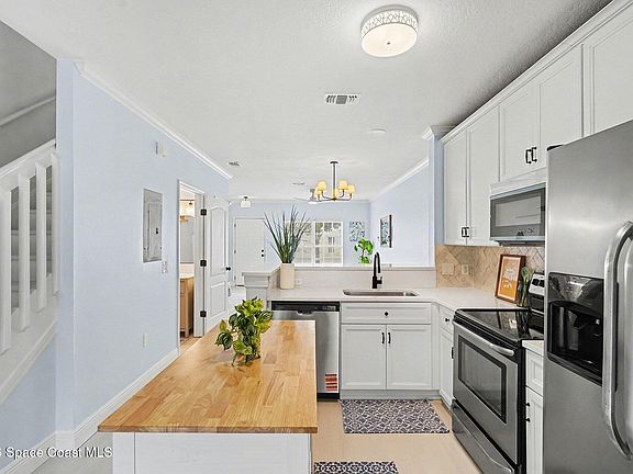 5th image of 1363 Hampton Park Ln