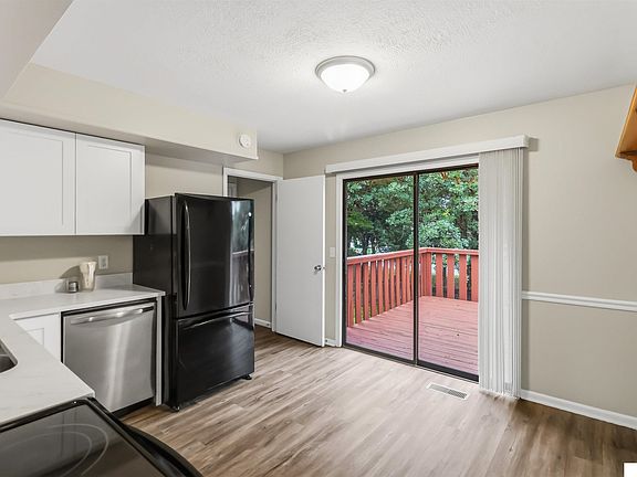 2nd image of 4000 N 23rd St