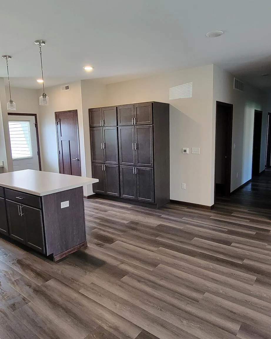 542 El Dorado Pkwy — Photo 2