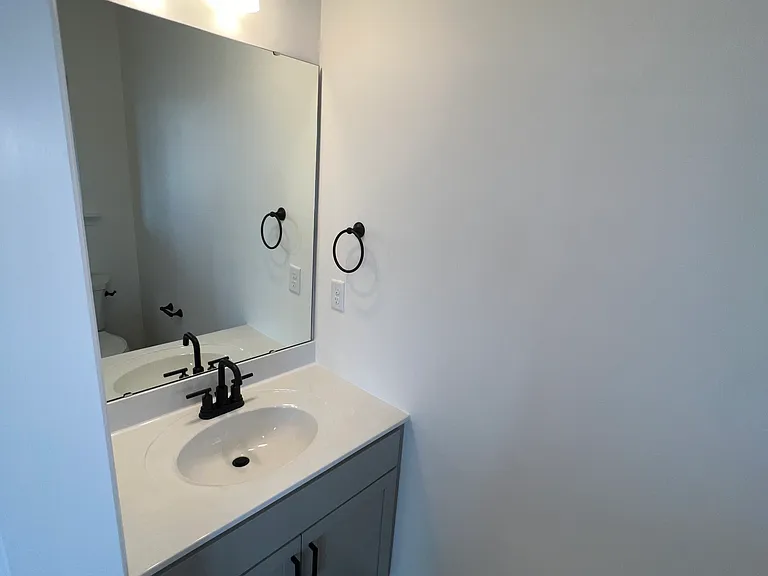 7907 Mexico Rd — Photo 20