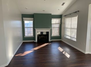 1055 Weybridge Ct APT 303, Charlottesville, VA 22911