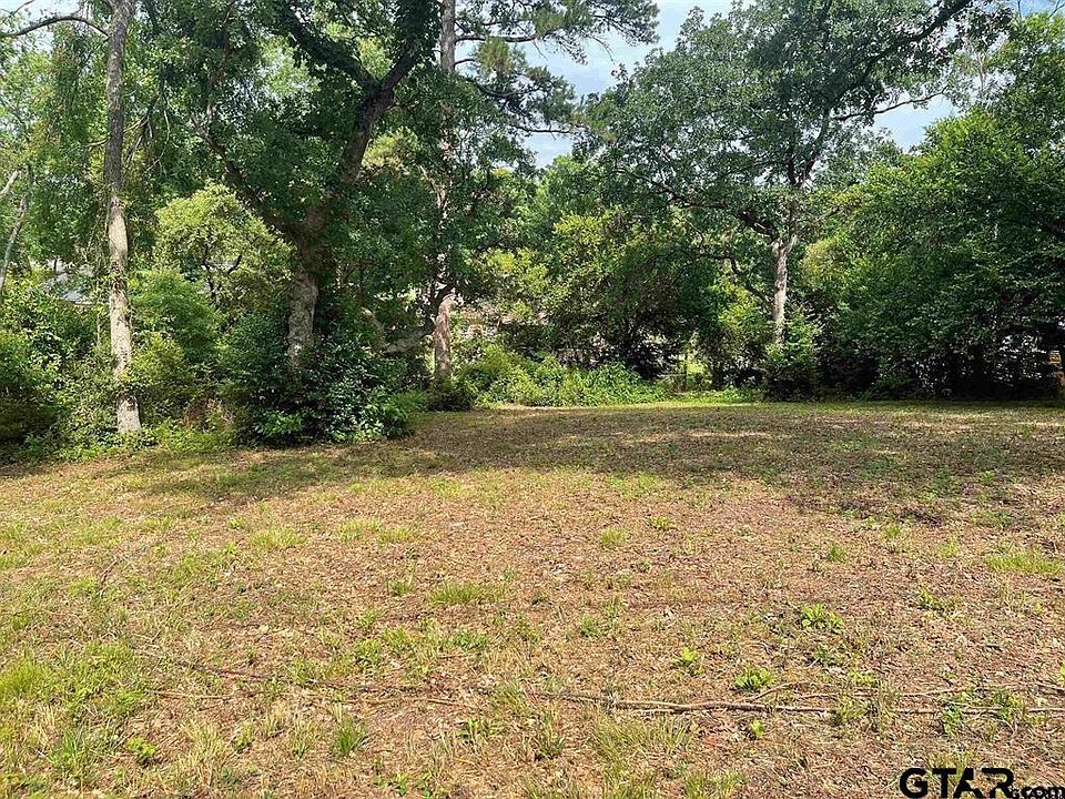 1st image of 309 Harmony Ln