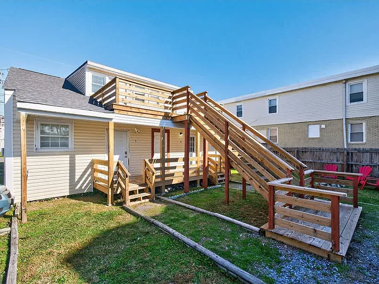 1427 W Ocean View Ave #ID1354829P — Photo 5