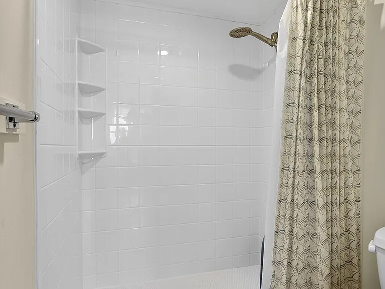336 Golfview Rd #905 — Photo 25