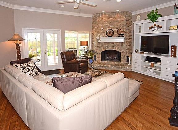 5th image of 1406 Caldwell Ln