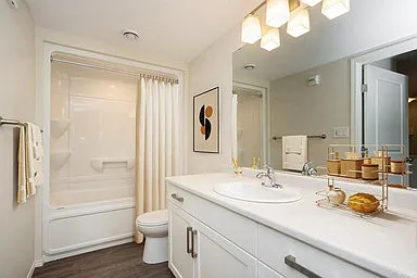 585 Ballantrae Dr — Photo 69