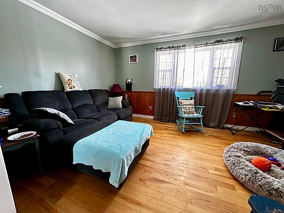 4th image of 349 Cooks Mill Rd