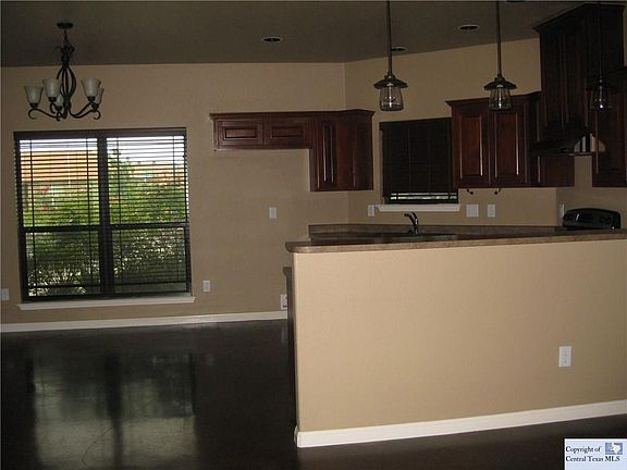 5th image of 2260 Hazelwood