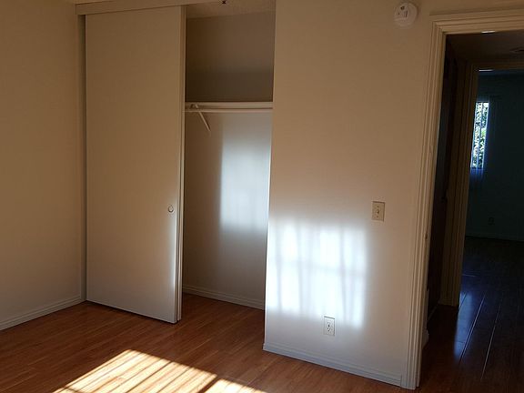 4th image of 425 S Stoneman Ave #29
