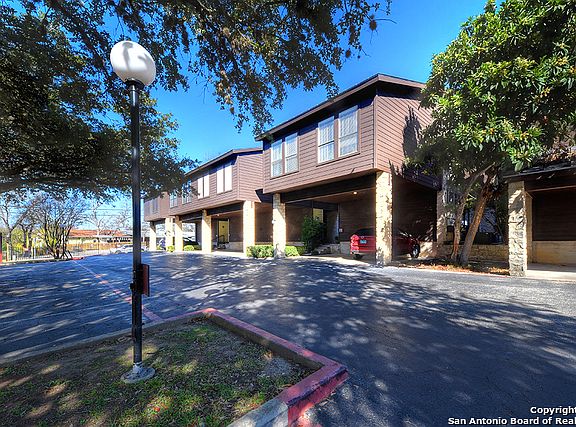 2nd image of 371 W Lincoln St APT B204