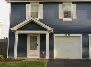 2528 Warm Springs Ln, Naperville, IL