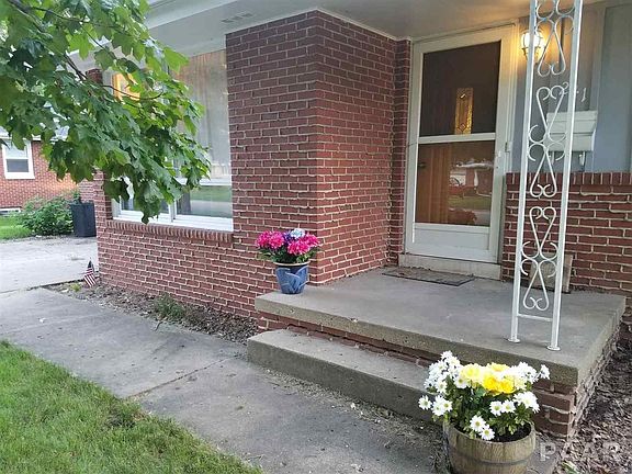 3rd image of 241 N Louisiana Ave