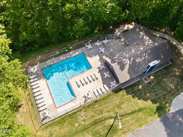 5444 Pine Top Cir, Raleigh, NC 27612