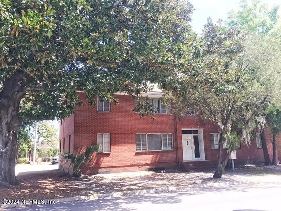 2117 Spring Park Rd
