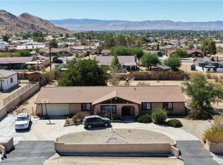 16325 Wintun Rd, Apple Valley, CA 92307
