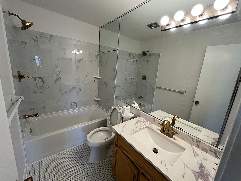 New vanity and bathroom and new tub