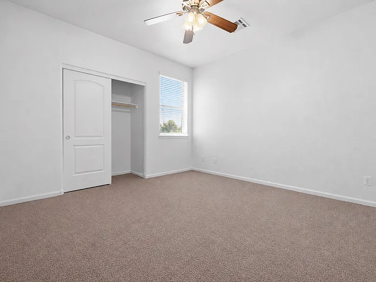4810 E Virginia Ave #B — Photo 17
