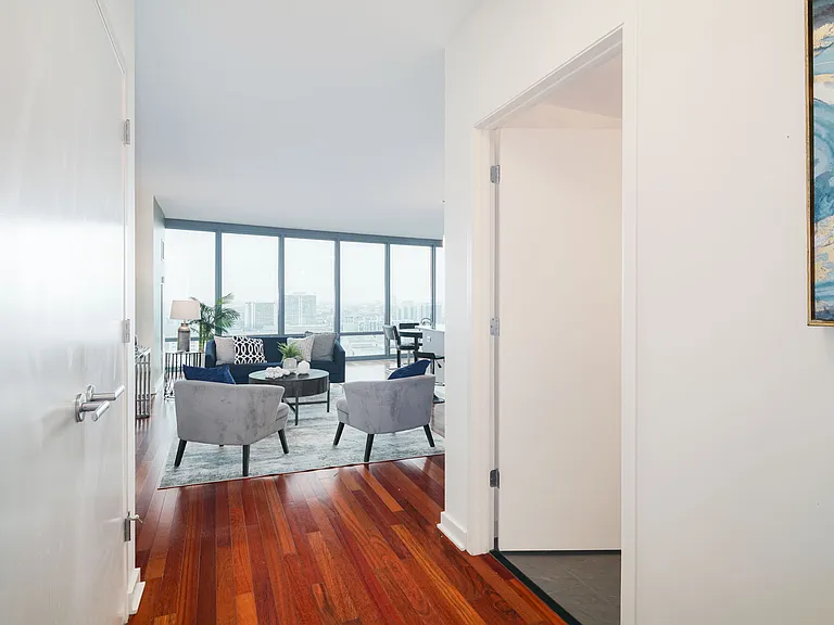 2101 Market St #3201 — Photo 3