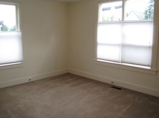 2141 N 61st St #2-A, Seattle, WA 98103