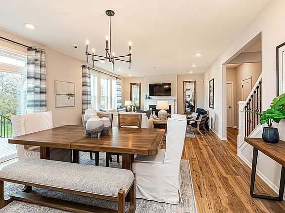 5th image of 1291 Stayview Rd