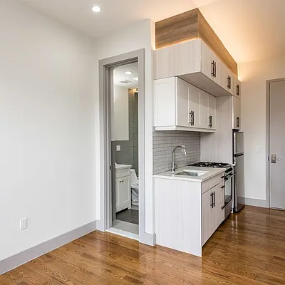 Rented by Nooklyn NYC LLC | media 15