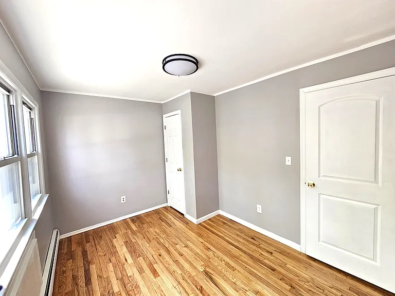 847 Jersey Ave #3 — Photo 2