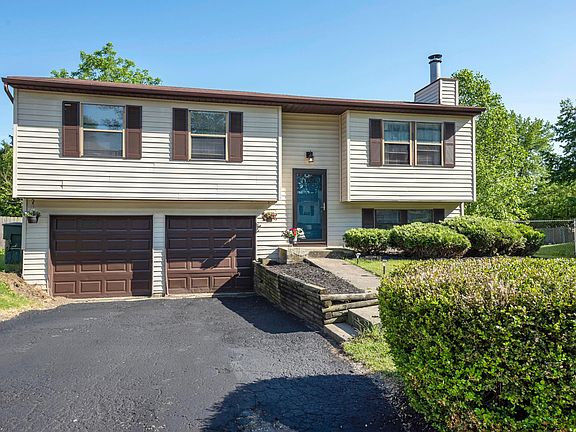 2nd image of 2907 Teapot Ct