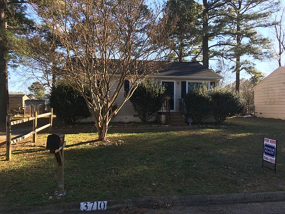 Your New Home On White Oak Drive!