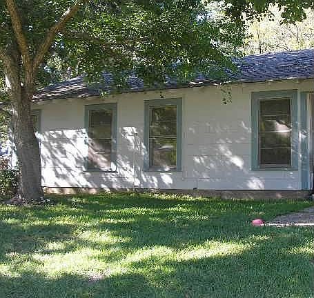 5th image of 7134 Louise St