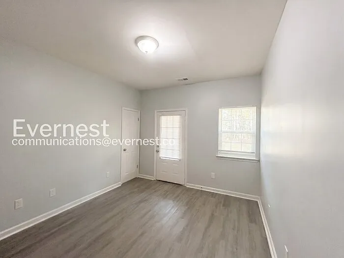 449 Mary St SW — Photo 11