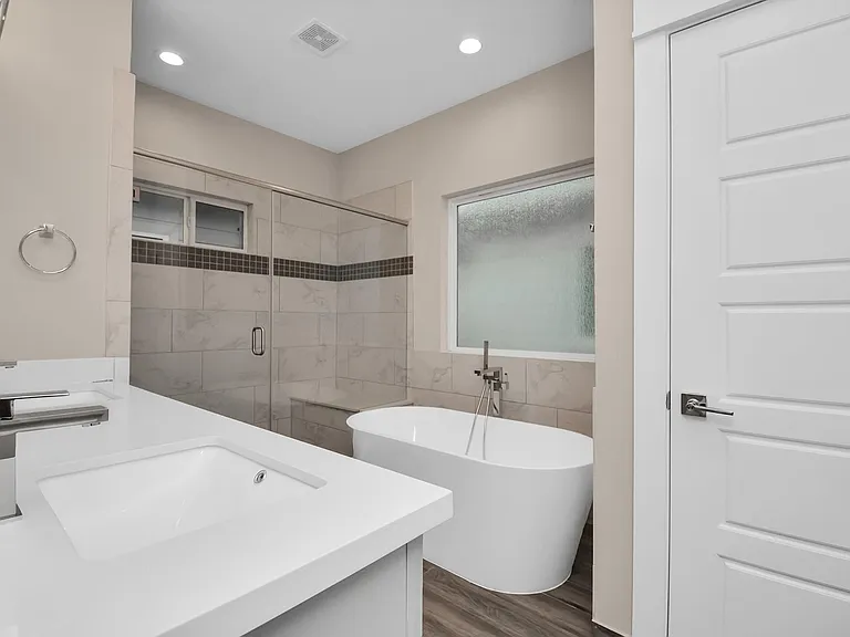 1235 W Tidwell Rd — Photo 16