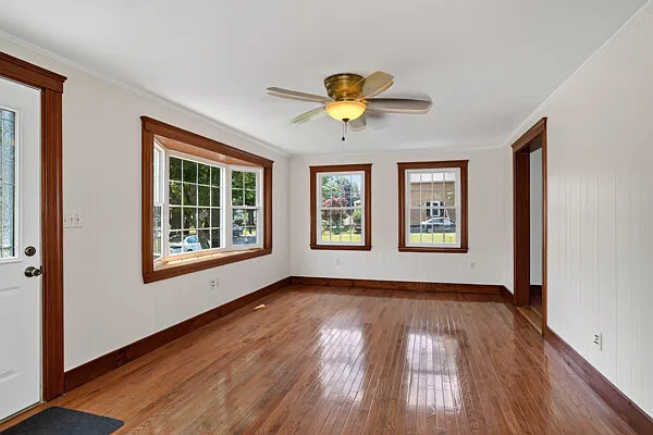 9 Harriett Ave — Photo 13