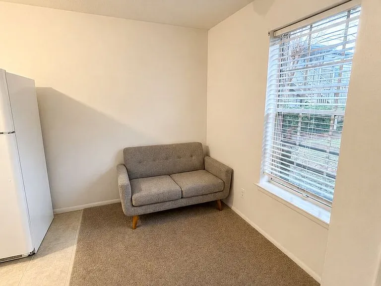 3816 Country Club Rd #C — Photo 5