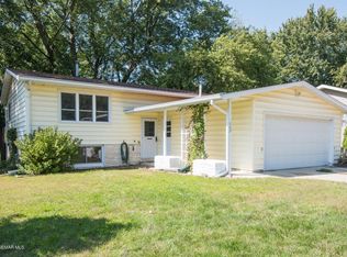 609 5th Ave NW, Kasson, MN 55944