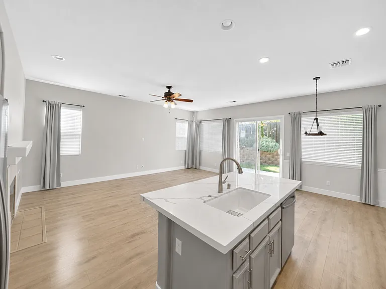 10163 Omeara Dr — Photo 19