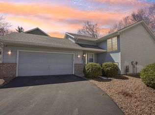 5687 Birch Trl, Shoreview, MN 55126