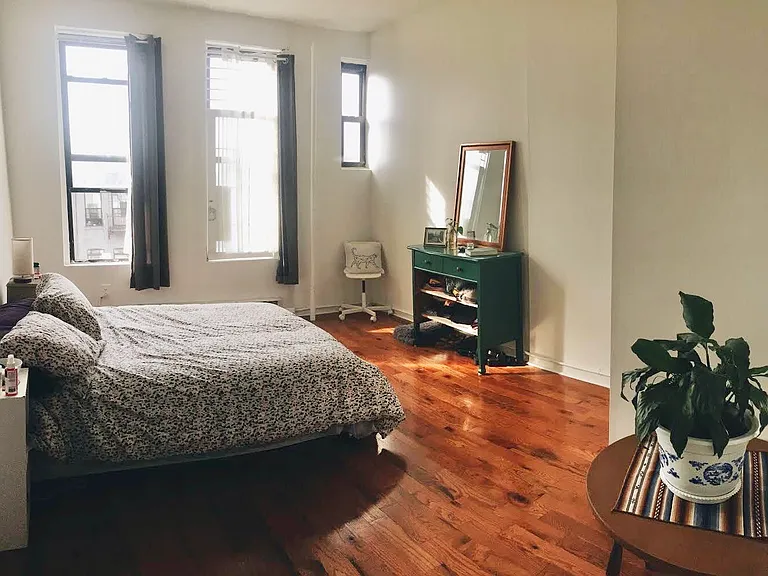 297 Troutman St #3L — Photo 2