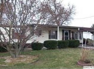 2421 Sharon Dr, Quincy, IL 62301