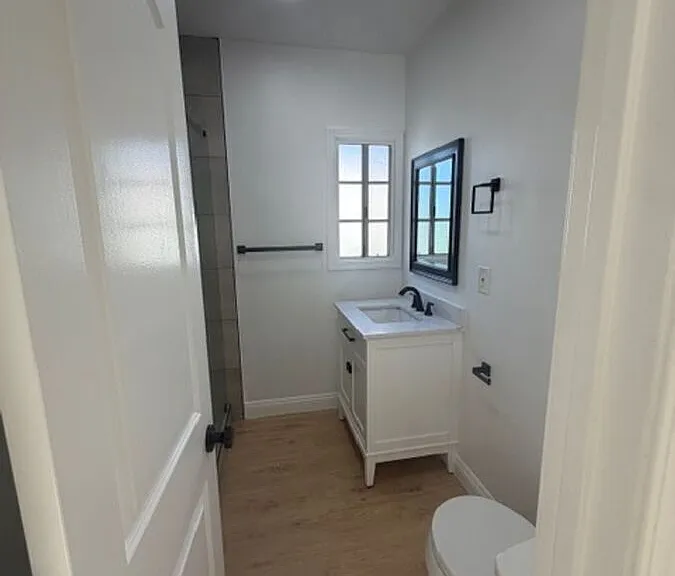 4214 1/4 Lockwood Ave — Photo 14