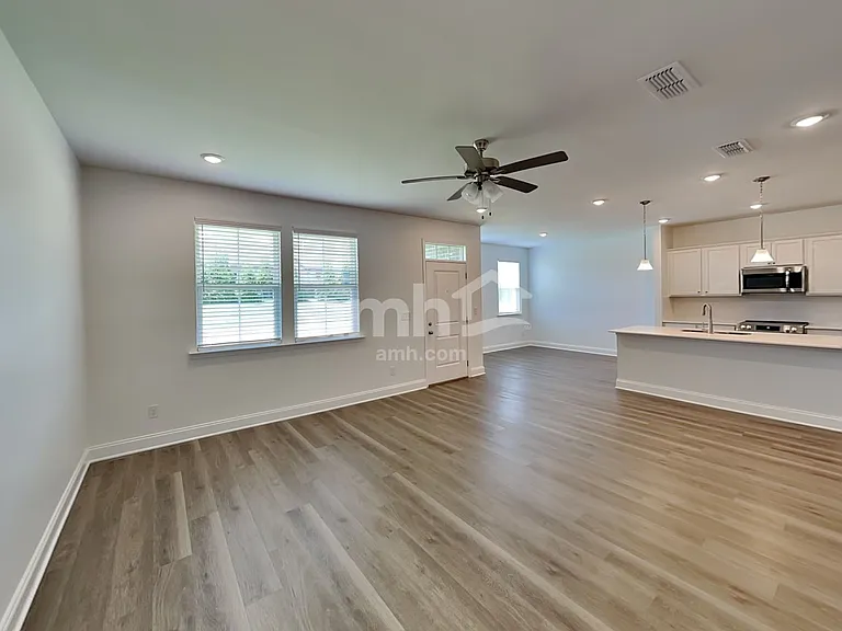 212 Argea Dr — Photo 6