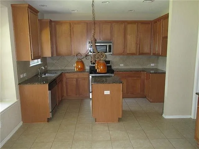11612 Mc Dows Hole Ln — Photo 6