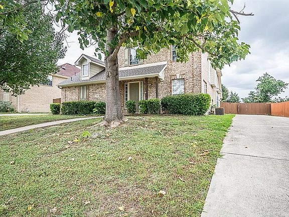 3rd image of 508 Hickory Dr