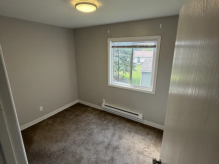 725 S 11th St #7 — Photo 7