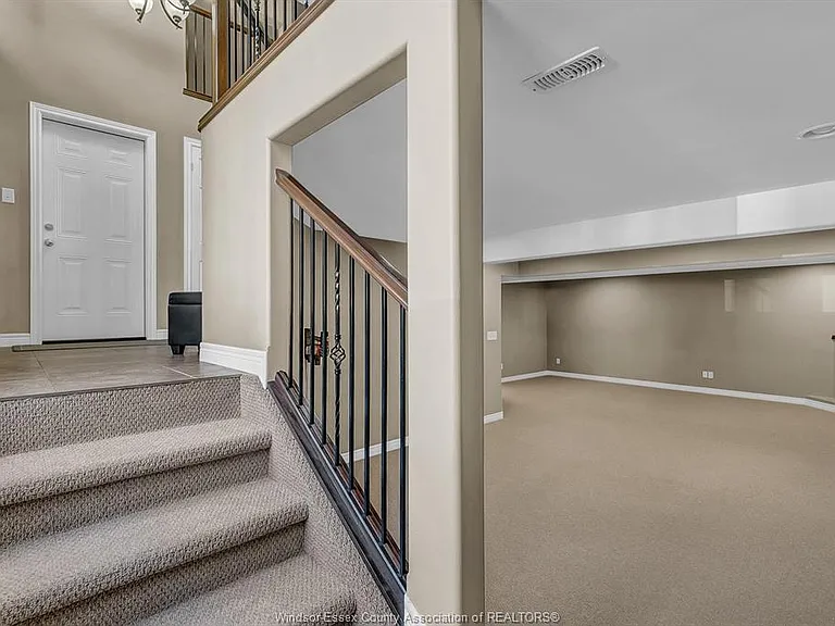 420 Runstedler Dr — Photo 25