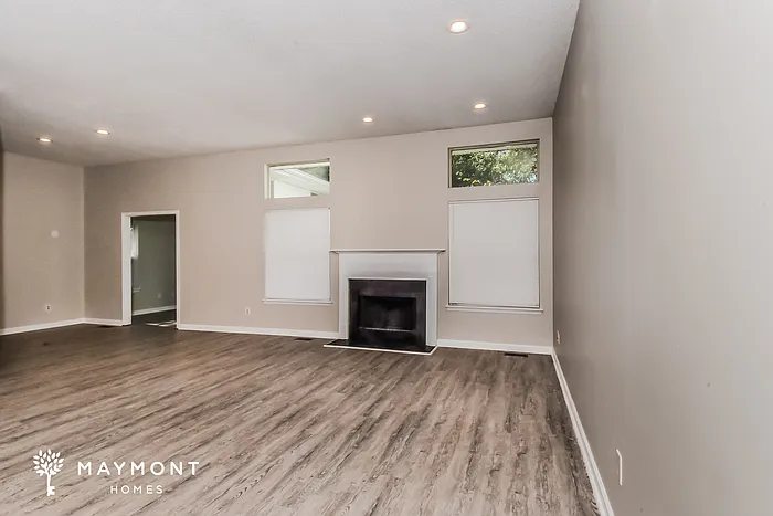 106 Ascot Ct — Photo 4