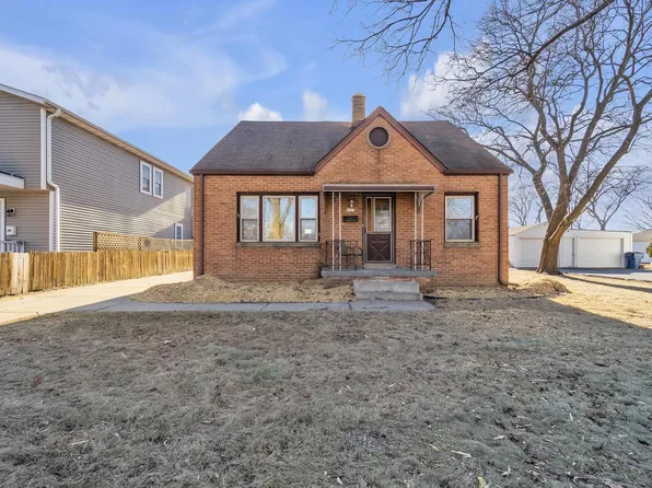 8903 West Morgan AVENUE, Milwaukee, WI 53228